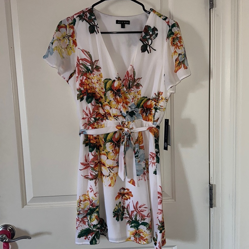AS U Wish White Floral pattern dress (S)